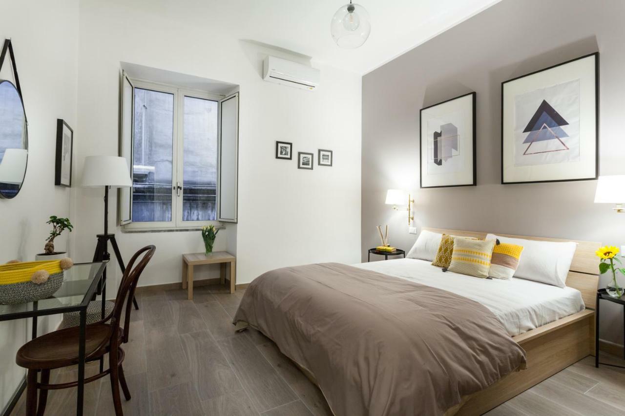 Manuela Apartments Centro Storico Neapel Exterior foto